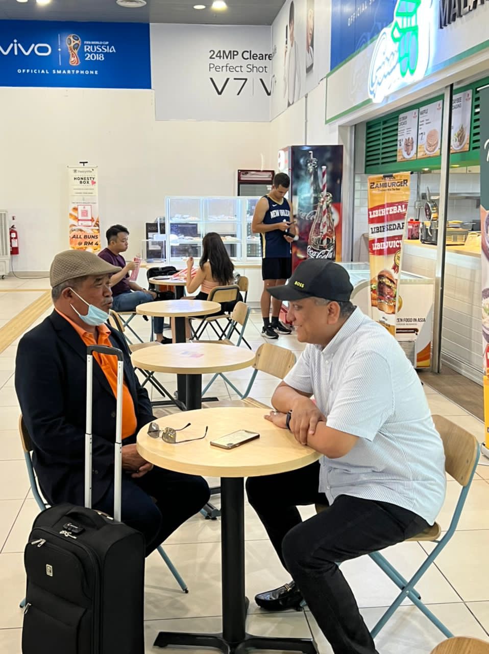 mad sabu lapangan terbang