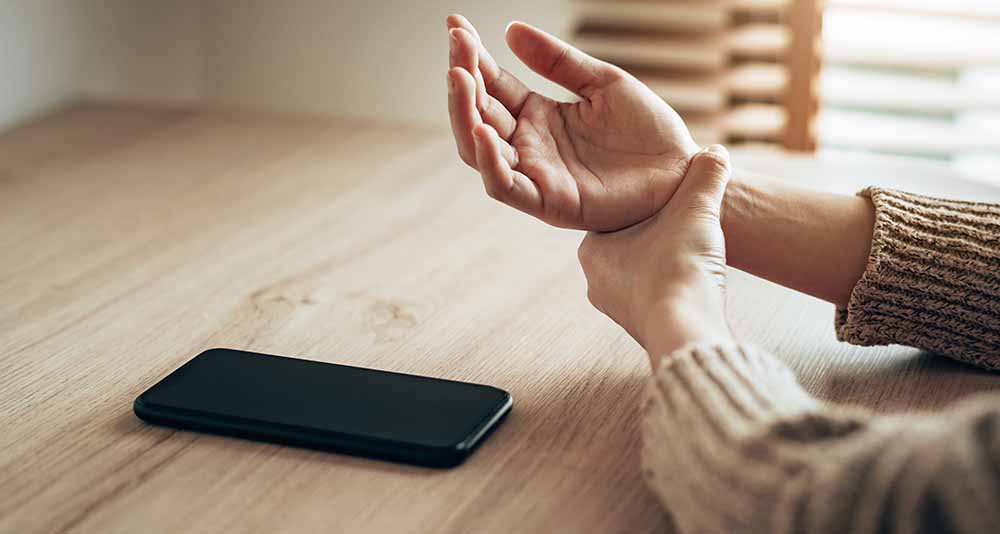 Kerap Rasa Kebas Lepas Bangun Tidur? Mungkin Petanda 5 Masalah Kesihatan Ini