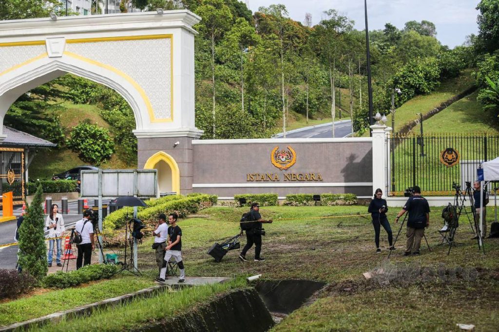 istana negara pru 15