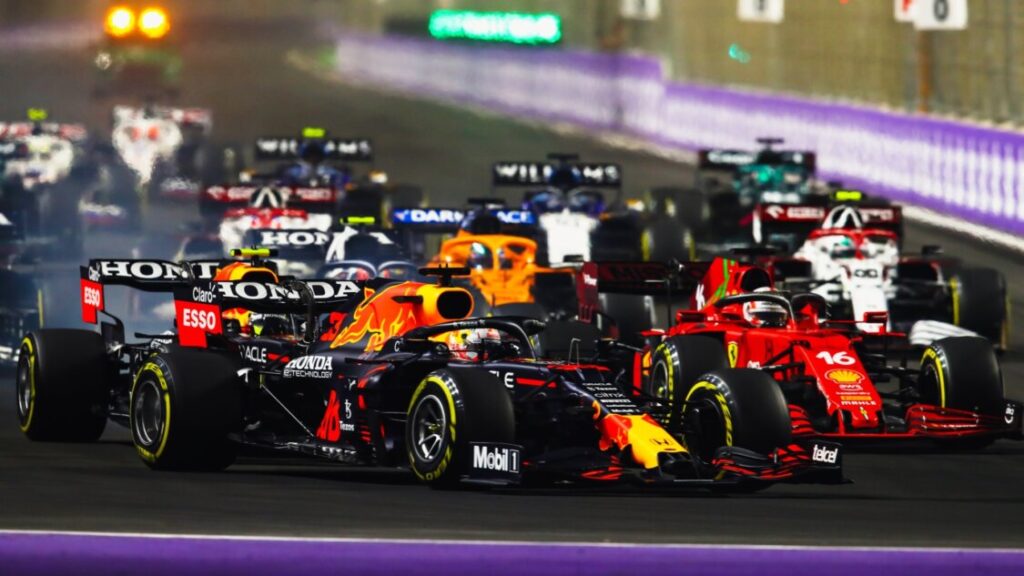 Adakah Aston Martin menjadi pesaing kejuaraan mengatasi Ferrari dan Mercedes?