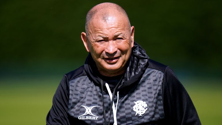 Bekas ketua jurulatih England Eddie Jones pulang ke Twickenham bersama Barbarians