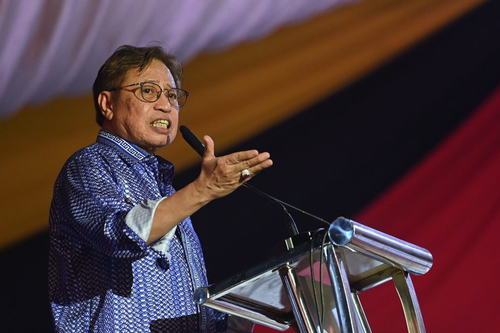 Dataran Ibu Pertiwi Ikon Baharu Kuching - Abang Johari