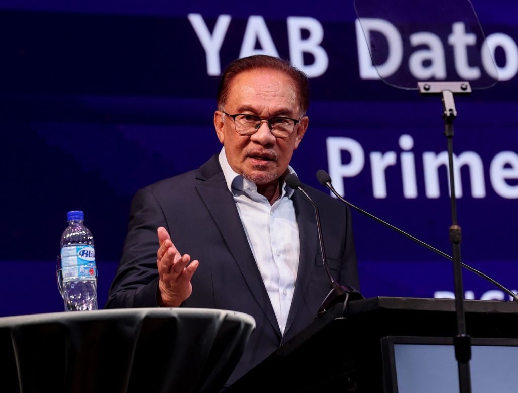 Pemukiman Menteri: Fokus Untuk Terus Maju, Cari Strategi Kukuh Ekonomi, Negara - PM Anwar