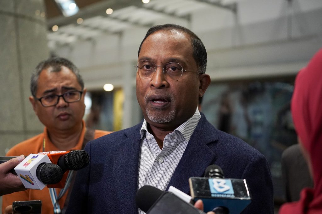 IPT Perlu Kaji Keperluan Wujud Jabatan, Program Baharu - Zambry